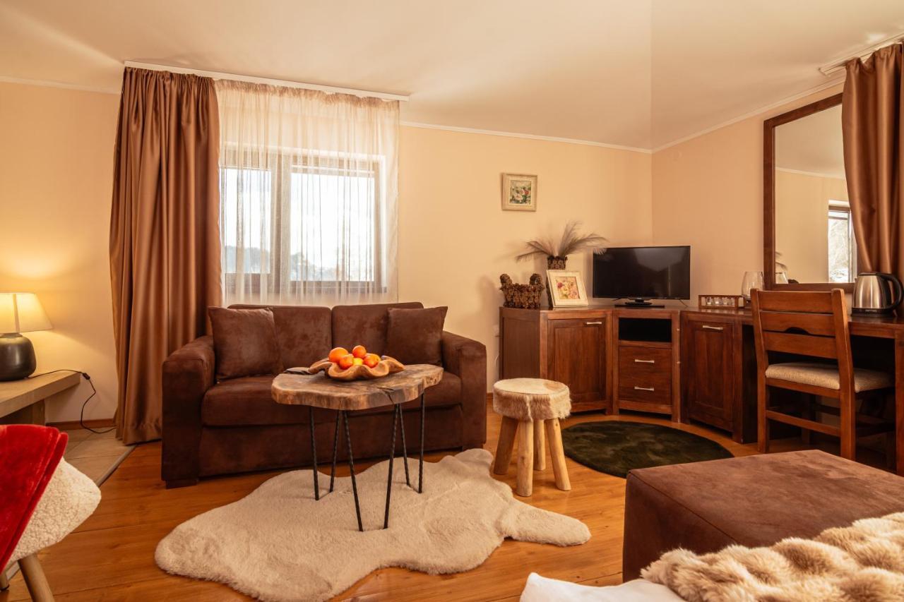Hotel Smilen Smolyan Bagian luar foto