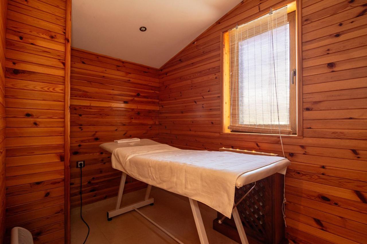 Hotel Smilen Smolyan Bagian luar foto