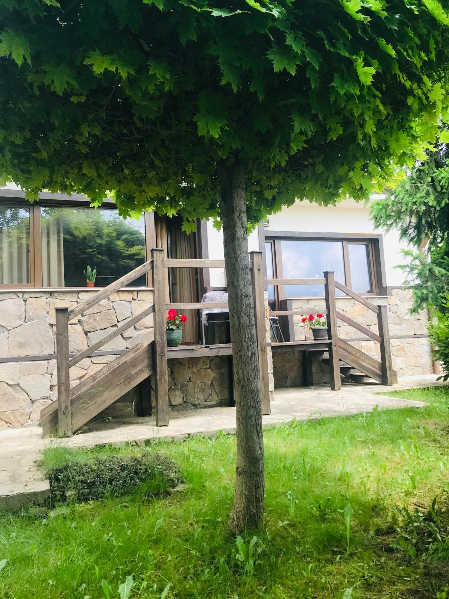 Hotel Smilen Smolyan Bagian luar foto