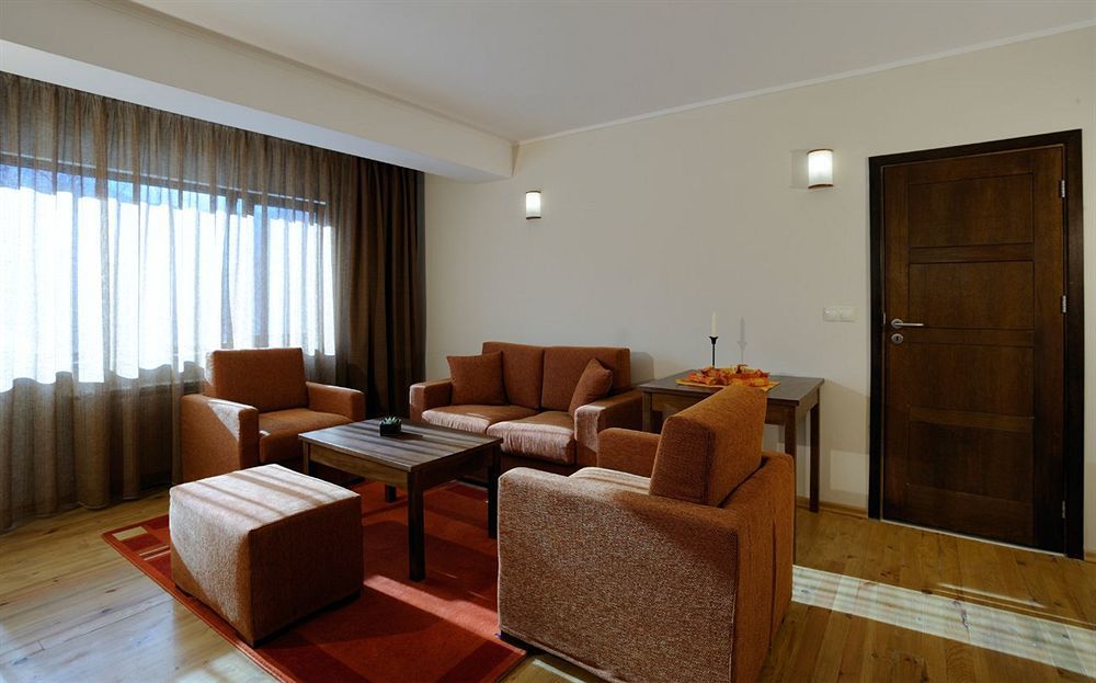 Hotel Smilen Smolyan Bagian luar foto